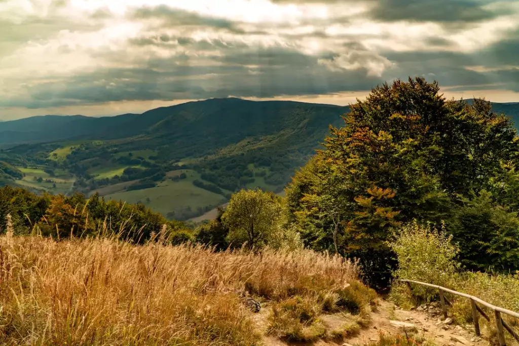 najpiękniejsze szlaki w Bieszczadach