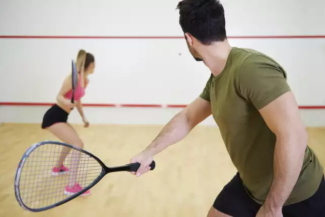 zasady gry w squasha