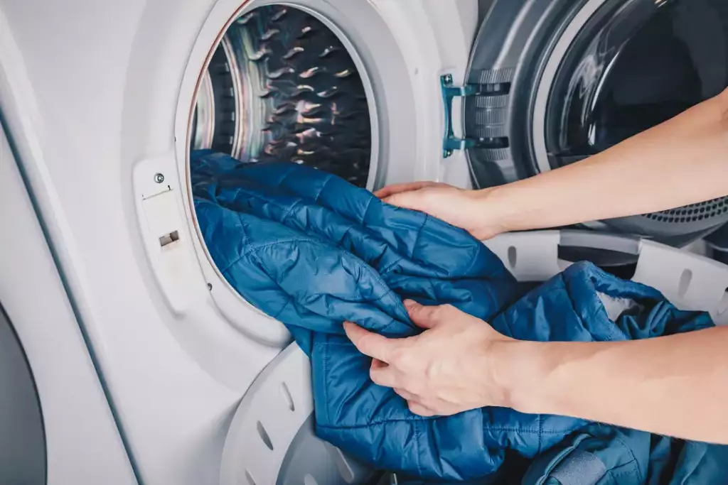 jak prać kurtkę puchową