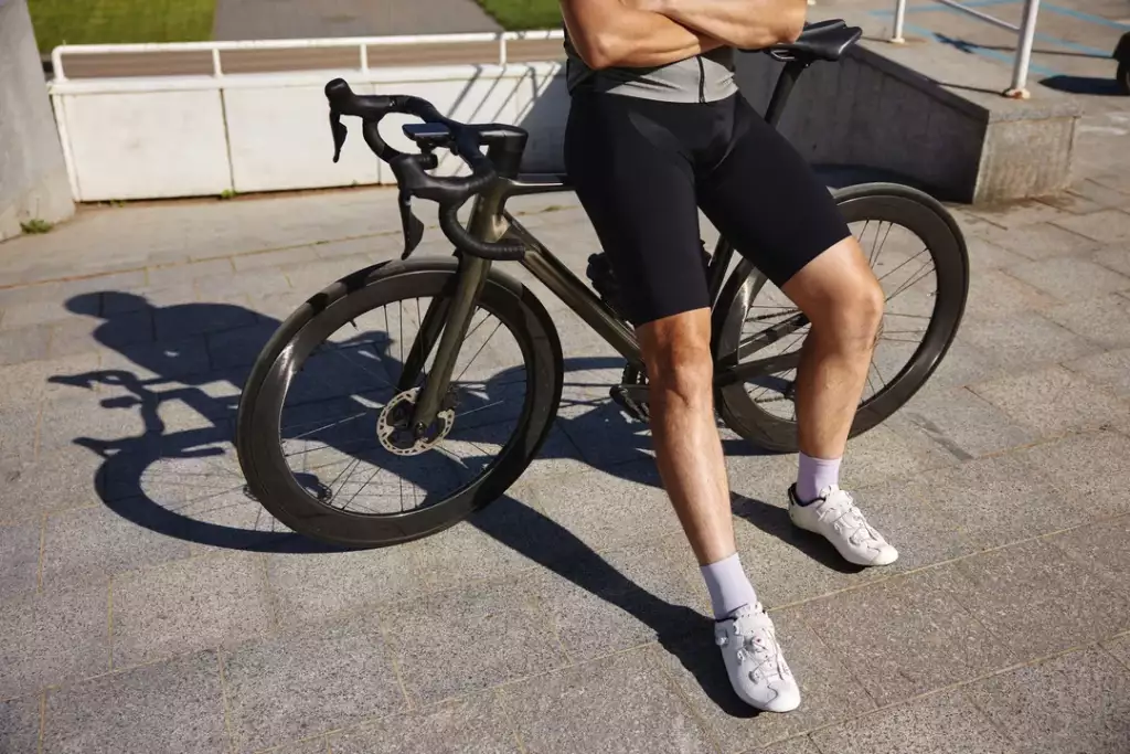 jakie spodenki rowerowe wybrać