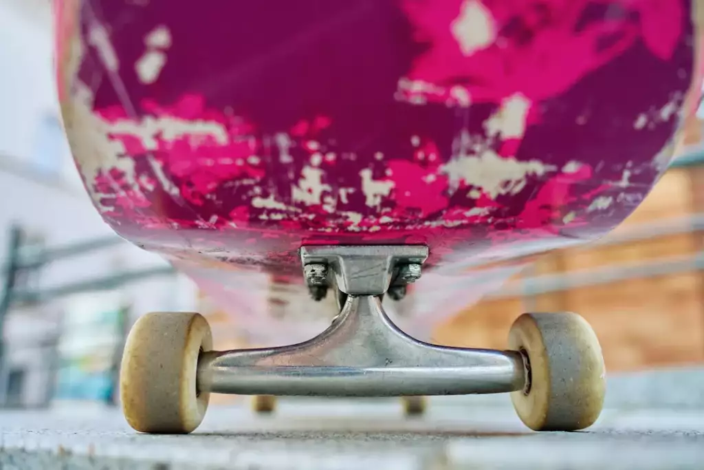 jakie k&oacute;łka do deskorolki wybrać