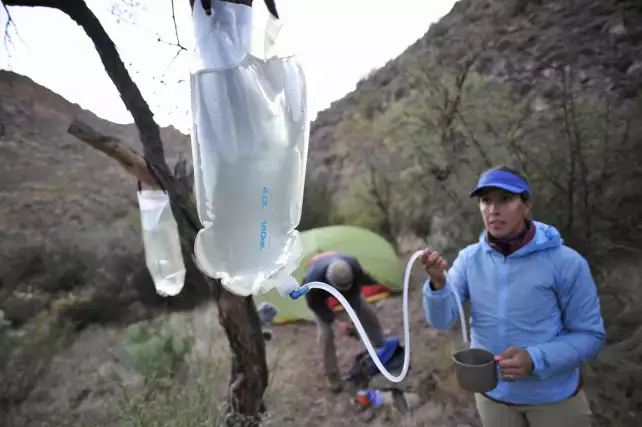 jaki filtr turystyczny do wody