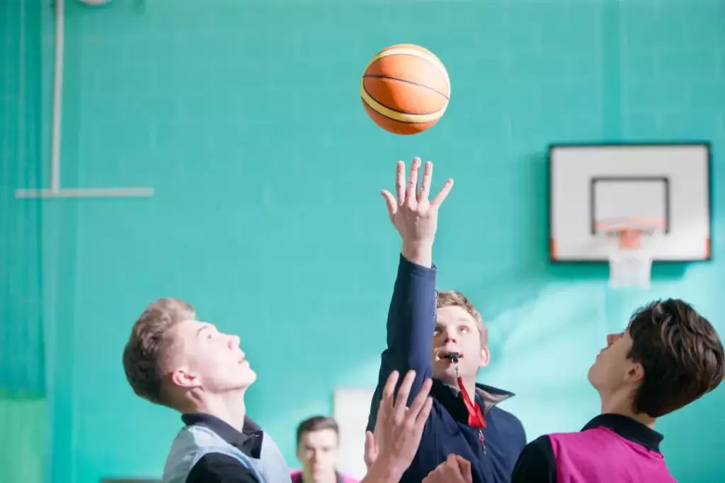 rodzaje rzut&oacute;w w koszyk&oacute;wce