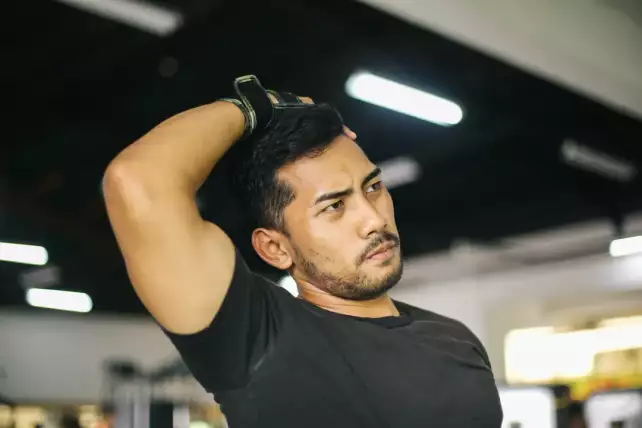 ćwiczenia na triceps w domu