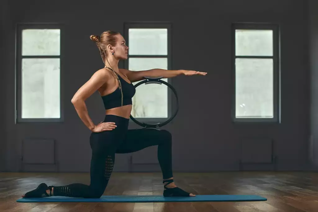 na czym polega pilates przy ścianie