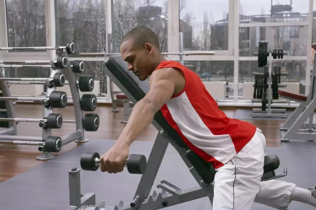 focze wiosłowanie hantlami - technika