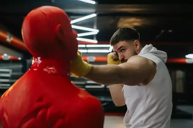 jak zwiększyć siłę ciosu