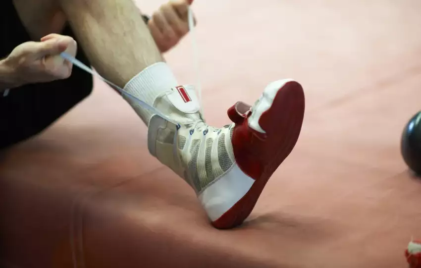 buty do podnoszenia ciężarów