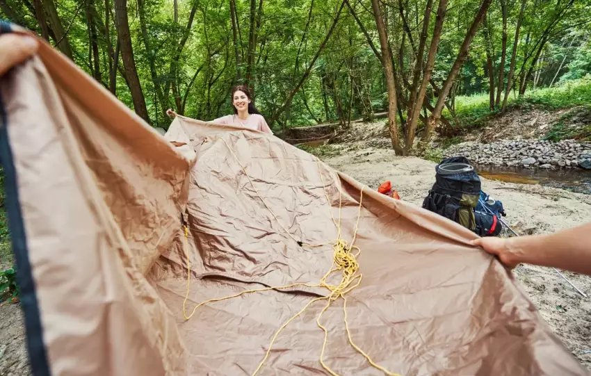 tarp czy namiot
